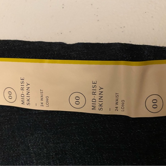 Universal Thread jeans - Picture 5 of 5